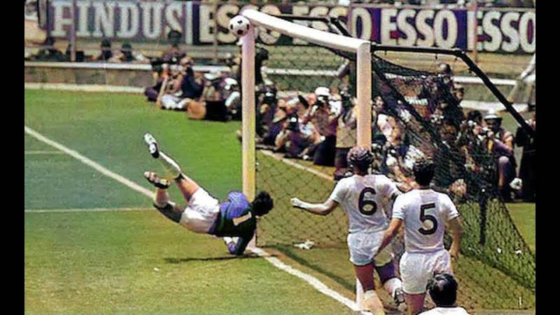 Top 5 Pha Bóng Hay Nhất Trong Lịch Sử Bóng Đá 3 Cu cuu thua cua Gordon Banks trong tran Anh gap Brazil World Cup 1970